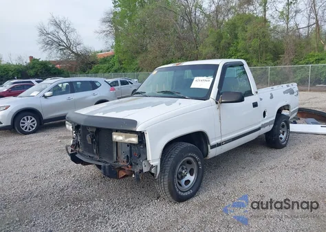 1995 Chevrolet Silverado z USA, uszkodzony, nr VIN 1GCED142452136335